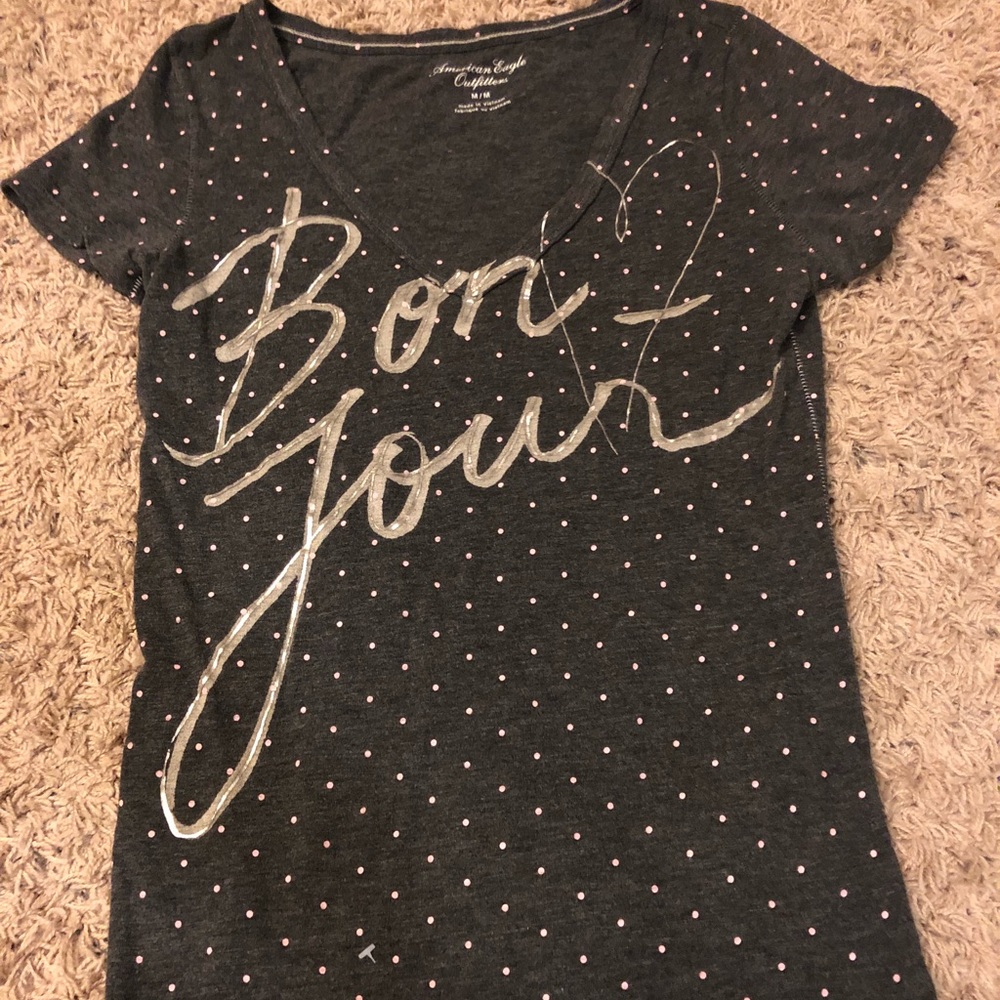Women American eagle outfitter v neck shirt